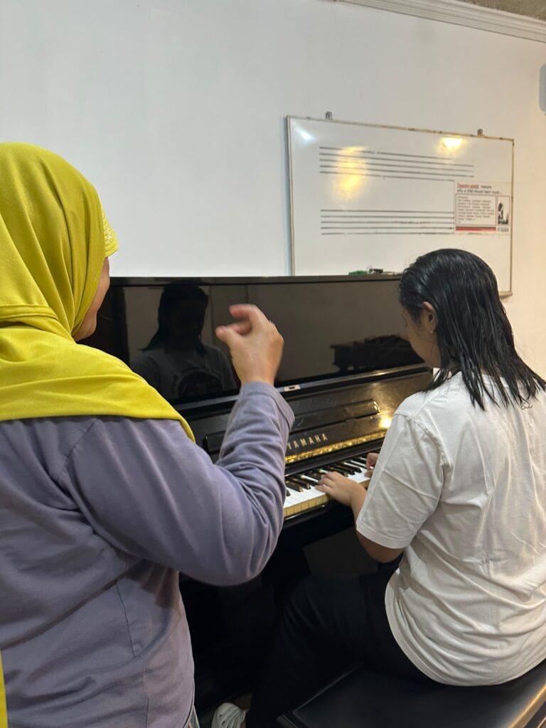 Bergabunglah bersama Sanggar Musik Yasmi